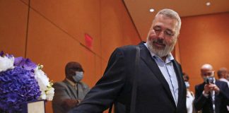 All’asta medaglia Nobel Muratov: 103,5 milioni di dollari a rifugiati Ucraina