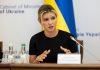 Ucraina, first lady Olena Zelenska: “Cedere territori significa cedere libertà”