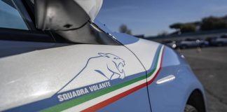 In auto arnesi da scasso e merce rubata: denunciati tre giovani tra i 24 e 34 anni