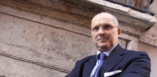 Covid, Ricciardi: “Omicron virus più contagioso del pianeta, mascherina serve ancora”