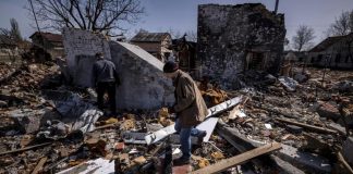 Ucraina, giornalista Radio Svoboda: “Colpito due volte, ma resto al fronte”