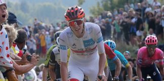 Tappa e maglia gialla al Tour de France per Pogacar