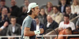 Tennis, Musetti batte Alcaraz in finale e trionfa ad Amburgo