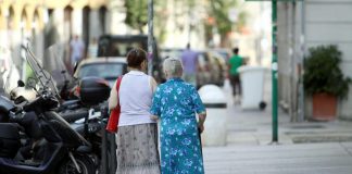 Tre milioni di caregiver per malati di demenza, telemedicina soluzione per non lasciarli soli