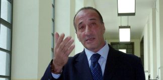 Ruby Ter, “ad Apicella 3mila euro al mese da Berlusconi dal 2002”