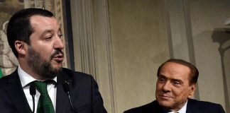 Crisi governo, Salvini-Berlusconi pronti al voto. Tensioni in assemblea M5S