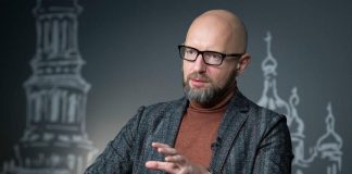 Governo, ex premier ucraino Yatseniuk: “Draghi esempio, attenti a Mosca, vuole il caos”