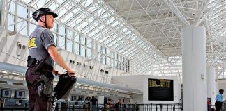 Usa, spari in aeroporto a Dallas: fermata una donna
