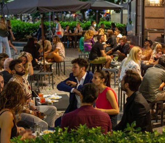 Covid, isolamento positivi: le nuove regole in arrivo