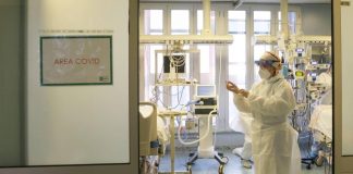 Covid oggi Italia, occupazione letti sopra il 15% in 16 regioni