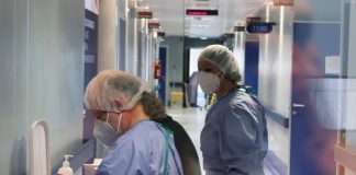 Covid Italia, Speranza: “Contagi aumentano, ci sarà ricaduta su ospedali”