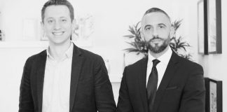 Esalta i tuoi dispositivi di bellezza con CurrentBody Skin