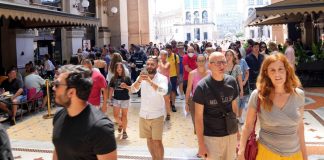 Covid oggi Italia, rallenta crescita contagi: report Gimbe