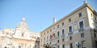 Bimbo morto a Sharm, oggi i funerali: lutto cittadino a Palermo