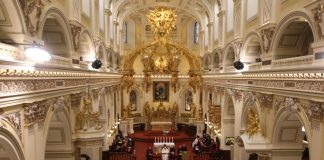Papa alla Chiesa canadese: “Mai più abusi”