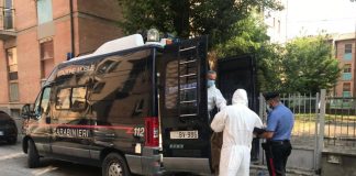 Ferrara, donna trovata morta in casa: fermata la figlia