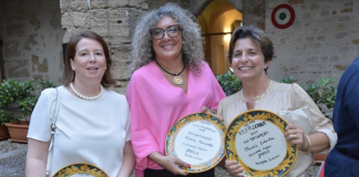 Covid, Premio ‘A tutta donna’ a tre primarie