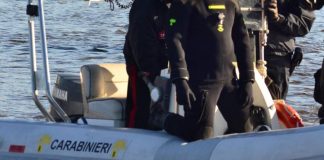 Torino, giovane 19enne annega nel lago di Avigliana