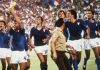 Cosa resterà degli anni 80? Anzitutto il trionfo ai Mondiali ’82 che cambiò l’Italia e trasformò i ricordi da bianco e nero a colori