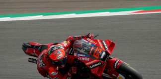 Bagnaia vince anche a Silverstone, Quartararo solo ottavo