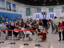 Covid, Oggi in italia 17.647 nuovi contagi e 41 decessi