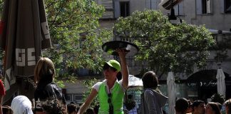 Segnala il cameriere più promettente del Belpaese: contest nazionale valorizza la Miglior Ospitalità Italiana Adesso i clienti possono premiare il Cameriere/a più promettente d’Italia. Contest Nazionale valorizza la Miglior Ospitalità Italiana