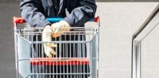 Prezzi alti e soldi che non bastano, la sopravvivenza al supermercato