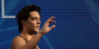 Europei nuoto, Ceccon oro nei 100m dorso maschile