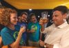 Conte e la birra con i ragazzi: “Offriamo noi per quello che ha fatto”