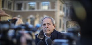 Elezioni 2022, Crisanti replica a Renzi: “Ignoranza scientifica e opportunismo”