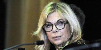 Rita Dalla Chiesa candidata e slitta fiction Rai sul padre