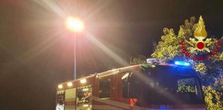 Auto finisce in canale di scolo, morti 4 ragazzi
