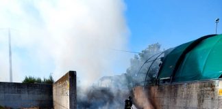 Bozzolo, incendio alla piazzola ecologica: in fumo la copertura