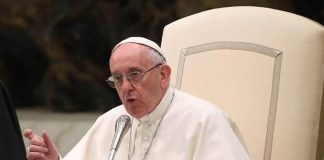 Ucraina, nuovo appello del Papa: “La guerra è una pazzia, fermatevi”