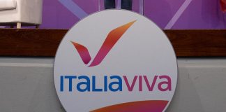 Elezioni 2022, fonti Italia Viva: “Dirigenti scettici su accordo con Calenda”