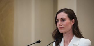 Finlandia, premier Marin scatenata al party: è polemica – Video