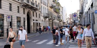 Covid Italia, Iss: ancora giù incidenza e Rt