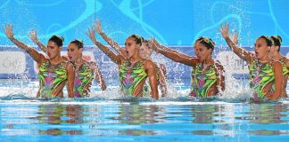 Europei di nuoto, prima medaglia per l’Italia: azzurre argento nel sincro