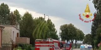 Venezia, tentano di disinnescare ordigno bellico: un morto