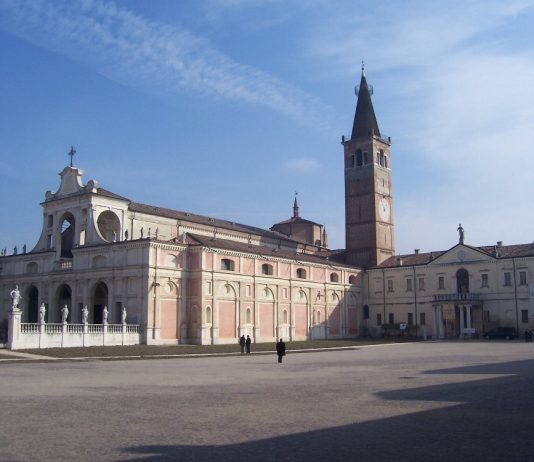 San Benedetto, a 4 anni in giro solo e spaesato: intervengono i carabinieri