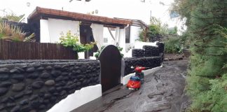 Nubifragio su Stromboli, acqua e fango invadono strade e case