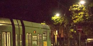 Roma, tram investe e uccide un uomo