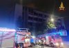 Vasto incendio nella notte in un edificio abbandonato a Milano