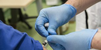 Covid, in Italia 13.197 nuovi positivi e 30 decessi