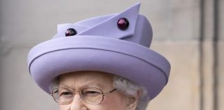 Uk, è morta la regina Elisabetta II