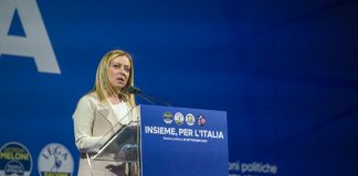 Reddito cittadinanza, Meloni “Povertà si combatte solo con il lavoro”