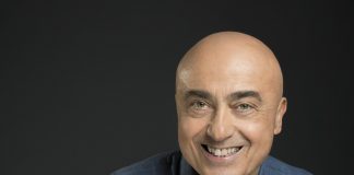 Il 30 marzo al Sociale arriva Paolo Cevoli con il suo nuovo spettacolo “Andavo ai 100 all’ora”