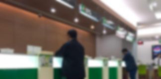 Conto corrente versamento contanti, limiti e rischi