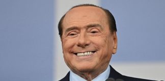 Elezioni 2022, Berlusconi: “Io sono super”