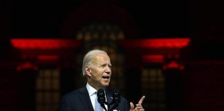 Usa, Biden: “Ideologia di Trump minaccia per la nostra democrazia”